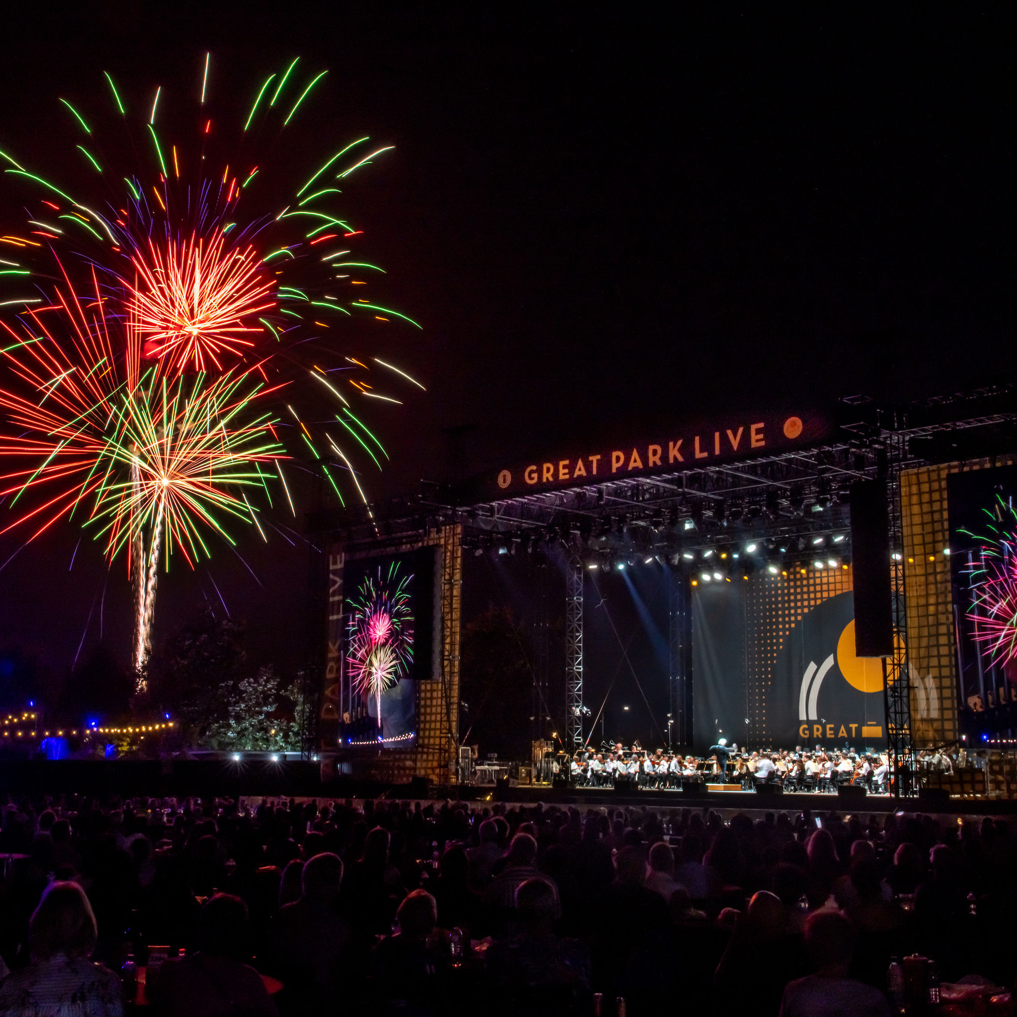 Pacific Symphony - Tchaikovsky Spectacular The Pacific Symphony performed the last concert of Summerfest 2024 - Tchaikovsky Spectacular with conductor, Carl St. Clair and Aubree Oliverson, violin at Great Park Live in Irvine, California on September 7, 2024.